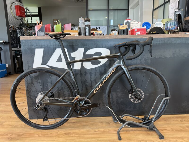 Colnago V4 - 105 Di2 12V